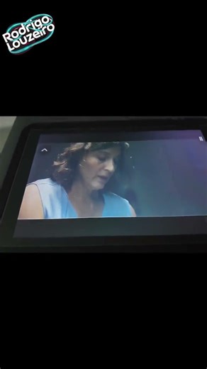 LANÇAMENTO Projetor com tela XBJ A5 PRO #cinemaemcasa #unboxing #xbj #projetor #projector #review