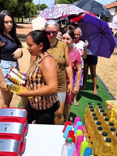 Divertido Juego de Flip de Botella con Comida