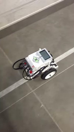 Lego EV3 Line Follower Fastest