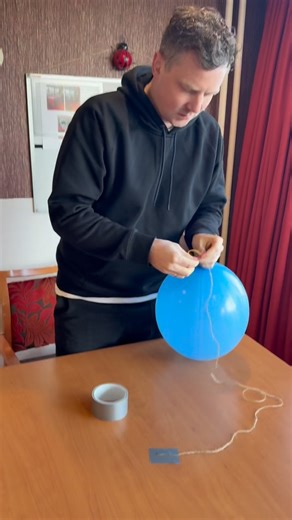 Easy to add, easy to do! 🤩 No time to exercise? With this activity, you can get residents moving without having to join in yourself! (Although joining in is obviously much more fun 😉) My box offers low-threshold, playful exercises that are enjoyable for both the participant and the care professional. Grab the box, scan the code and PLAY! 💛 Check out the website via the link in bio! 🔗 @bewegen.is.leven #play #games #movement #activating #letsgo | Bewegingsagoog Joël