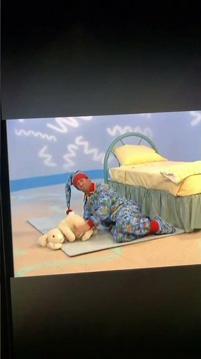 Elmo’s world wake up with Elmo video