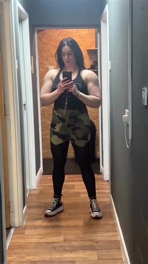 Os vídeos de FEMALE MUSCLE AMAZON (@fbbliftcarryfbbli) com som original - FEMALE MUSCLE AMAZON