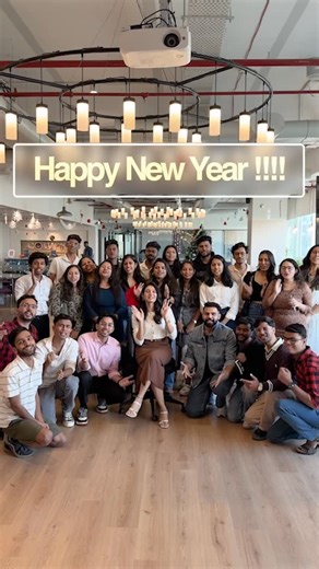 Drishti Sharma on Instagram: "Never a dull moment when I get to interact with you guys🥺🫶🏻 I booked this space @cowrks through @myhq.in 🙌🏻 Tell me which city do you want me Host the next Meetup❤️👇🏻"