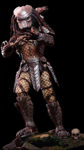 Hot Toys AVP Ancient Predator 1/6 Scale