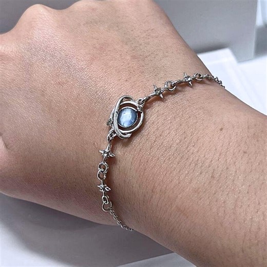 Saturn Planet Bracelet, Silver Tone Alloy Bracelet, Celestial Space Jewelry, Adjustable Chain Bracelet, Minimal Aesthetic Gift - Etsy