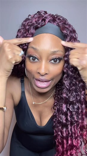 Curly hair headband wig designed specifically for women, 26-inch black long curly hair wig, easy to wear, wavy headband wig, synthetic curly hair wig, glue-free heat-resistant long wig.