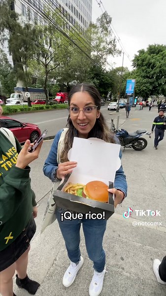 Gana hamburguesas vegetarianas en Vips con #NotBurger