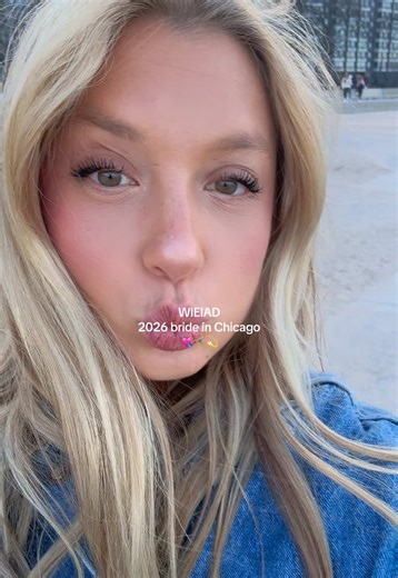 I was dying for a snaaaaaack all day but at least the content shoot turned out FAB ✨ @Chobani @Dunkin' #fyp #chicago #bride #wieiad #ditl