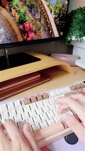 I FOUND THE NUDE ALDI KEYBOARD!!🥹