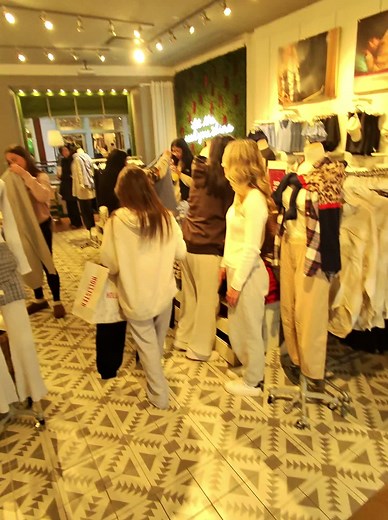 Caught her lying #rejection #pickupline