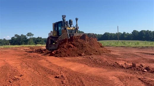 Get the job done right with our powerful bulldozers, available for rent at Myers Heavy Equipment. From construction sites to land clearing projects, our bulldozers will tackle any task with ease. Contact us today to reserve your rental! 💪 #MyersHeavyEquipment #BulldozerRentals #HeavyMachinery | Myers Heavy Equipment