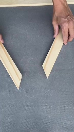 A great tip for fixing two wooden pieces at a right angle. #woodworking #tips #diy | Cindy Le