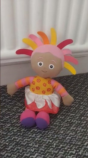 Replacing Batteries of In the Night Garden Large Fun Sounds Upsy Daisy #inthenightgarden #shorts