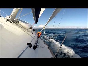 bateau First 211 en méditerranée