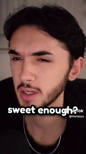 She used rotten bananas... Video Credit: ems.eats (TikTok) #fyp #foryou #forupage #cringe #cooking #comedy #funny