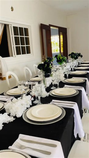 2.7K views · 65 reactions | Caros clientes, os nossos orçamentos são personalizados de acordo as preferências de como se deseja que seja feita a decoração, agradeceríamos a colaboração na passagem de informações de modo que o trabalho seja entregue tal como se idealizou. | Aurora Eventos | Facebook