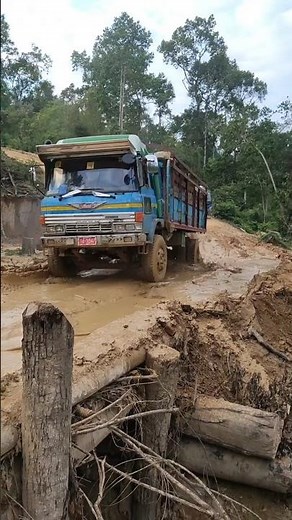 Unstoppable Hino Truck Conquering Dangerous Muddy Mountain Road#shorts