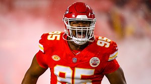 Chris Jones debuts hilariously bad Cris Collinsworth impression on ManningCast