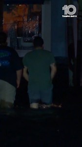 BUSINESSES FLOODED 🏪 10 Tampa Bay's David Schiele spoke to people out in Tarpon Springs to see how bad the flooding was. One business owner said it's the worst flooding he's seen in decades. https://www.wtsp.com/article/weather/hurricane/hurricane-helene-storm-surge-tampa-bay/67-96267cc5-4f5b-4ad6-ad33-d48fbbb9ff37 | 10 Tampa Bay