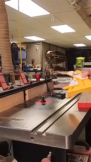 Have you used a V-bit set to apply banding to plywood? Positive V on the banding, negative V on the ply. This makes getting the banding aligned and glued on stupid simple. Microjig’s Fitfinder is a game changer on this. It really simplifies getting the bits centered on the stock. These sets are a little fussy to set up but are a cool way to put banding on. This has to be done on a router table, not with a hand held router. Harvey for the win there. #plywood #edgebanding #vbit @microjig #microjig