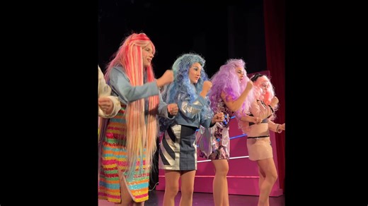 ✨ Kultowy świat lalek i animacji, który podbił serce dzieci na całym globie, ożywa na deskach teatru w spektakularnym musicalu w Częstochowie! Spektakularny musical dla dzieci, 11 przebojów w polskiej wersji i historia o przyjaźni, odwadze i byciu sobą. Zarezerwuj rodzinny czas i daj dziecku wieczór pełen zachwytu! Sprawdź teraz: https://www.eventim.pl/campaign/rainbow-high | Rainbow High Show | Facebook