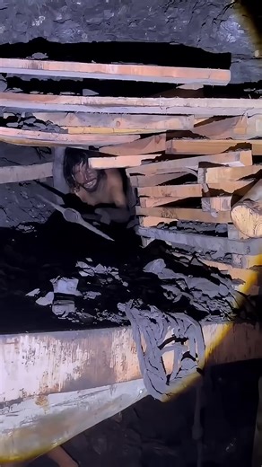 43K views · 574 reactions | The Incredible Depth of Coal Mines – A Journey Underground浪 #mininglife #mining #miningindustry | Hidden treasure | Facebook