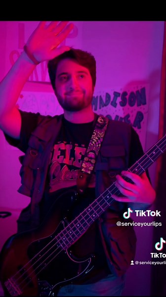 🚨💋WE ARE LIP SERVICE💋🚨& here’s how our first show went ;) #music #band #fyp #lipservice #houseshow #bostonmusic