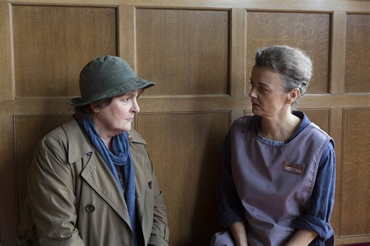 Brenda Blethyn | Videos - Making of | ČSFD.cz