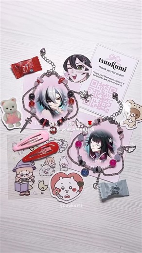 — tsuukumi | beaded jewelry and a little more ₊˚⊹♡ on Instagram: "love love love ! ! ♡︎ all products available on my website by link in bio #valentine #alienstage #nana #theguyshewasinterestedinwasntaguyatall #jujutsukaisen"