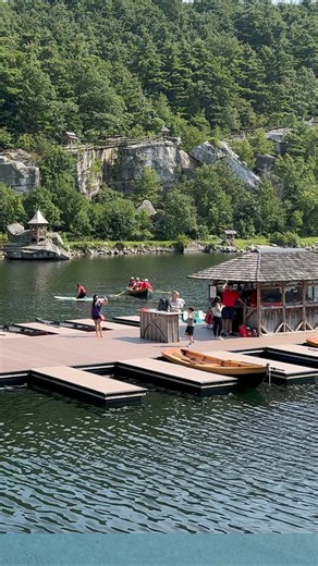 Exploring Mohonk Mountain House & Lake Mohonk in New Paltz New York