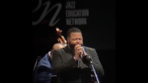 Melvin Jones and the Bach 72 are a pair that 𝕤𝕨𝕚𝕟𝕘𝕤 during the Rodney Jordan Quintet performance at last week's Jazz Education Network Conference. 🎺 #BachFamily #BachTrumpet #BachBrass #ConnSelmer #Trumpet #JazzTrumpet | Bach Brass