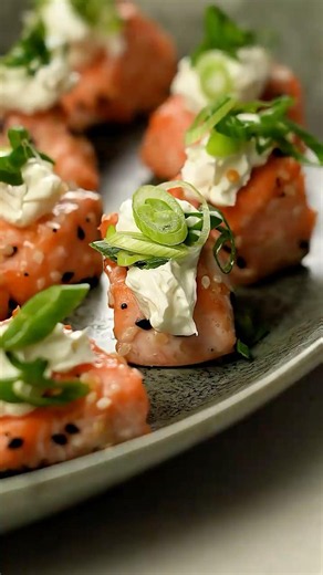 Everything Bagel Salmon Bites Recipe!