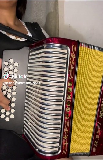 HannyMorenoFlores on TikTok