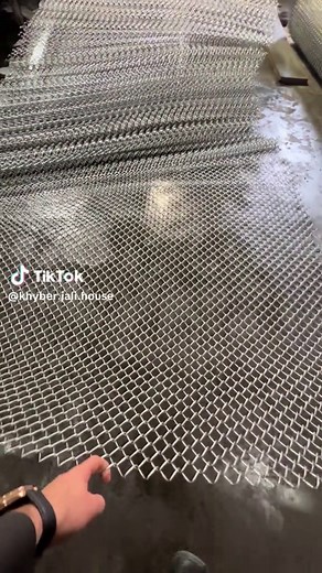 Exploring Chain Link Fences and Their Uses