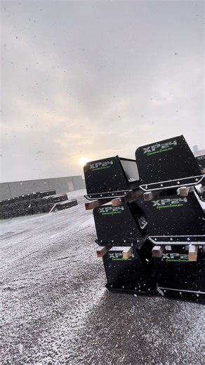 There’s just something about that dusk snowfall ❄️💪🏼#snowremoval #expresssteel #snowpusher #fyp #americanmade🇺🇸