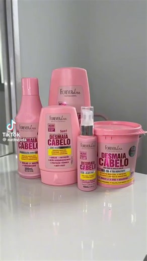 Achadinhos VIP 🔥 on Instagram: "O segredo para um cabelo de salão em casa! ✨ ​Linha completa Desmaia Cabelo da @foreverliss e o resultado não poderia ser outro: fios ultra hidratados, alinhados e com um brilho surreal! 💖 ✅ Efeito liso sem química ✅ Redução instantânea do frizz ✅ Nutrição profunda com Queratina e D-Panthenol ​Perfeito para quem sofre com volume excessivo ou fios ressecados. Quem já usou e também é apaixonada por esse efeito "desmaiado"? Me conta nos comentários! 👇 ​#DesmaiaCab