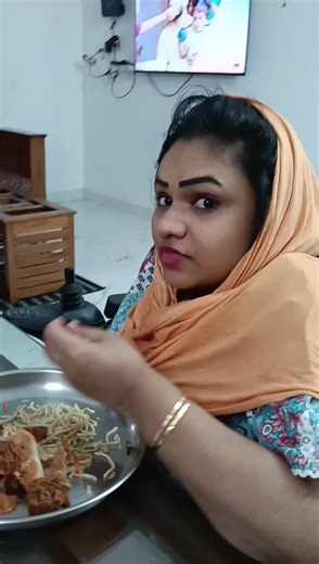 ഇന്നലെത്തെ Fud competition ഒന്ന് കണ്ടാലോ#youtubeshorts #evng #snacks #@Thasli_Media