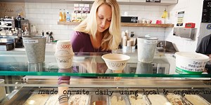 For First Data, the way to investors’ hearts is through their stomachs