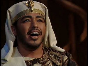 Aida subtítulos en español