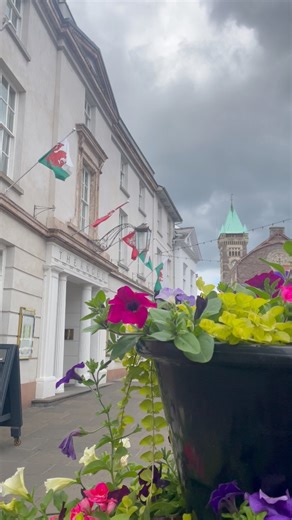 Happy St. David’s day Abergavenny-St David’s Day (Welsh: Dydd Gŵyl Dewi Sant) is celebrated annually on 1 March, marking the death of Saint David, the patron saint of Wales, in 589 AD. This year, the celebration falls on Sunday, 1 March 2026. #stdavidsday #welsh #wales #abergavenny #monmouthshire #visitabergavenny Visit Abergavenny | Imelda Perez