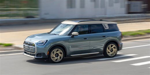 Tested: 2025 Mini Countryman EV Doesn't Give a Reason to Go Electric