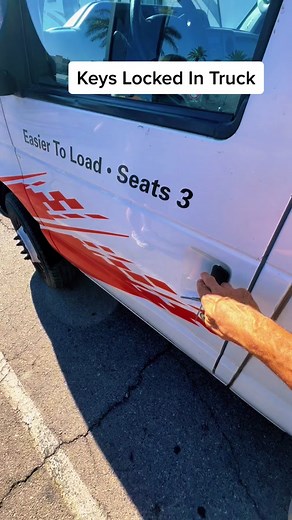 #locksmithservice #lockout #carlocksmith #carlockout