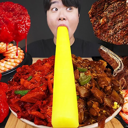 Youtube➡GONGSAM TABLE 이공삼 #foryou #foryoupage #foru #fyp #foryourpage #ASMR #먹방 #푸드 #틱톡푸드 #mukbang #mukbangkorean #cookingasmr #cooking #cook #jjamjjamyeon #buldak #blackbeannoodles #pickledradish #seasonedchicken #chicken #tomahawksteak #steak #shrimpring #shrimp #kimchi