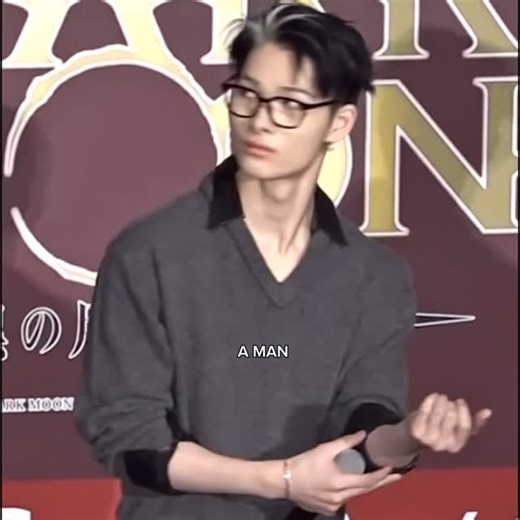 NI-KI🐆🐥 on Instagram: "HES SO DAMN ATTRACTIVE 10/27/2025 『DARK MOON -黒の月: 月の祭壇-』Japan Premier follow @niki_ni_ki_enhypen #enhypen#ENHYPEN#NI_KI#ni_ki#니키"