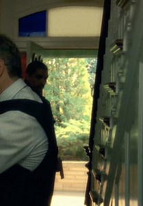 The Border S02:E10 - Double Dealing