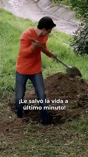 He saved her life at the last minute! 🫨🤐 | Tu Voz Estéreo