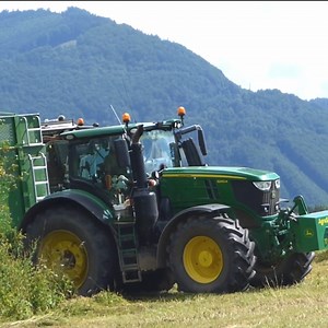 Hilly areas grass silaging is not an easy job | Big Machines