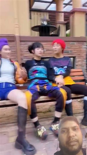 Introducing the "VitaWear SmartBand," a next-generation wearable gadget🎉