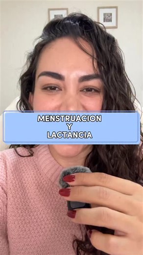 Serena Chávez on Instagram: "🩸🤱 Si estás amamantando y tu periodo va y viene… o no vuelve por mucho tiempo, es NORMAL. Durante la lactancia, la succión frecuente mantiene niveles altos de prolactina, una hormona que puede inhibir la ovulación. Por eso algunas mujeres ven regresar su menstruación a los pocos meses, otras la tienen intermitente y otras pueden pasar incluso años sin periodo mientras continúan amamantando. ✨ No es que tu cuerpo esté “desordenado”. ✨ No significa que algo esté mal.