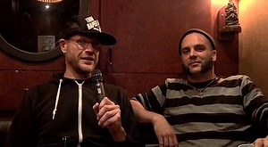 Hanging On The Bus With KILLSWITCH ENGAGE's JESSE LEACH, ADAM DUTKIEWICZ (Video)
